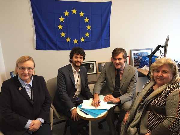 EFF_podpisanie_statutu (4) (002) EFF_podpisanie_statutu (4) (002)